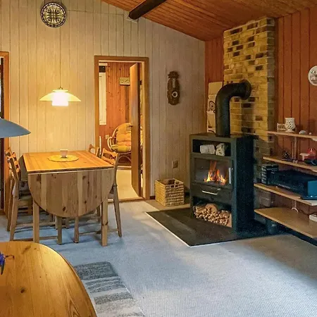 Дом отдыха 1 Bedroom Stunning In *